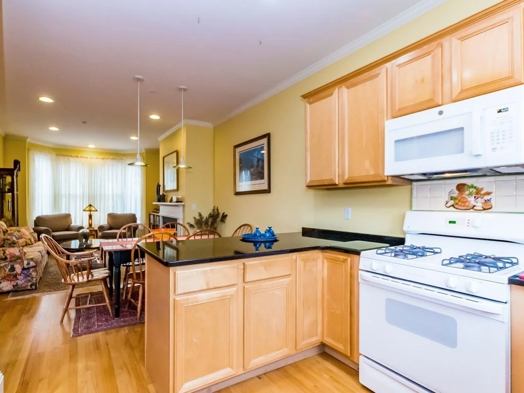 3 bed, 3 bath apartment for rent at 15 Charles St Unit 15, Charlestown — photo 9 of 36