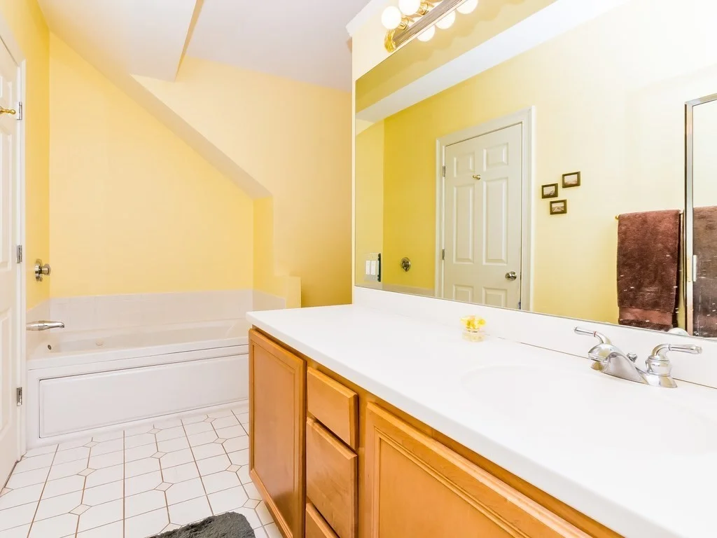 3 bed, 3 bath apartment for rent at 15 Charles St Unit 15, Charlestown — photo 23 of 36