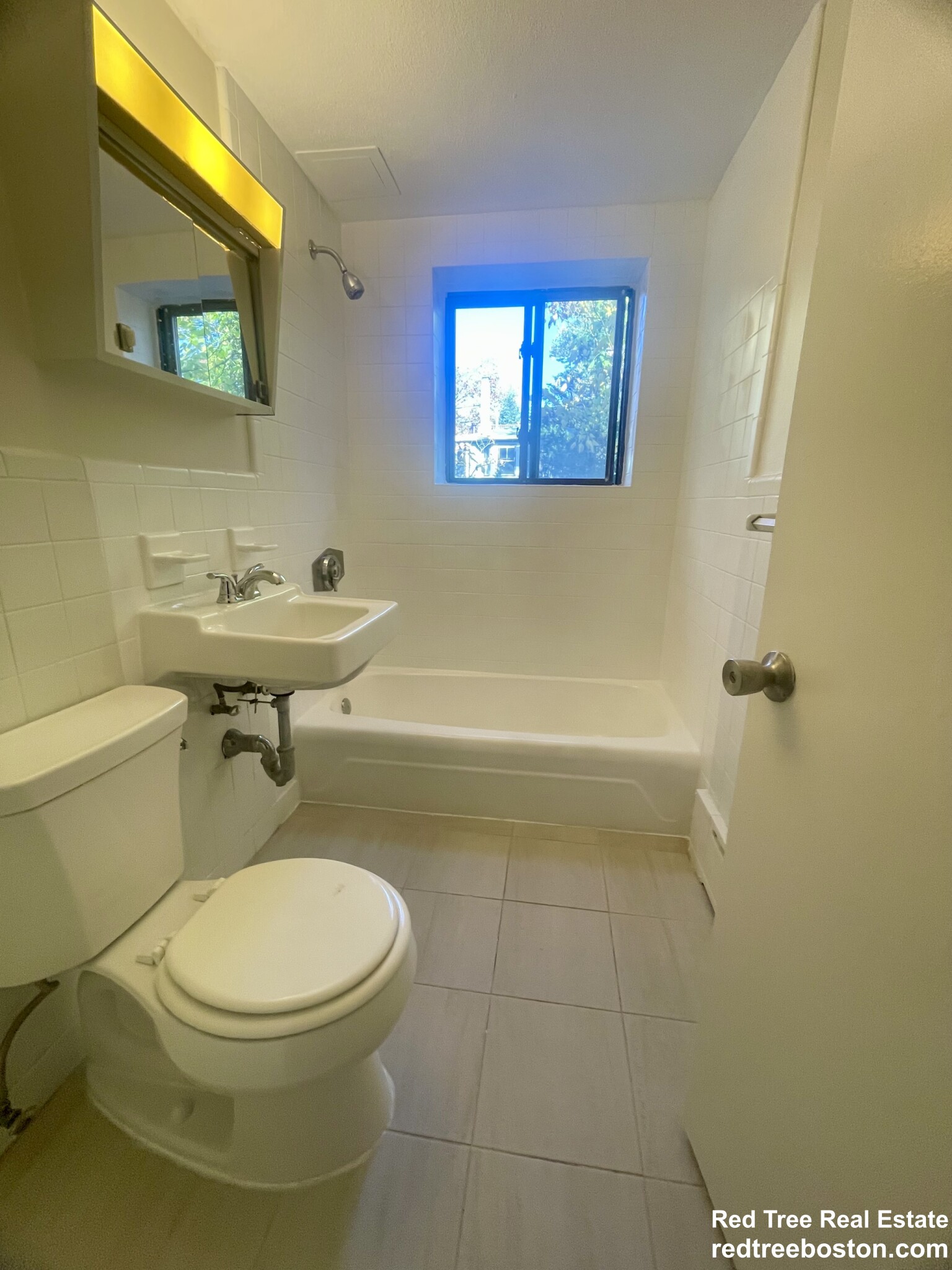 Studio bed, 1 bath apartment for rent at 15 Chester St Unit 25, North Cambridge — photo 5 of 6