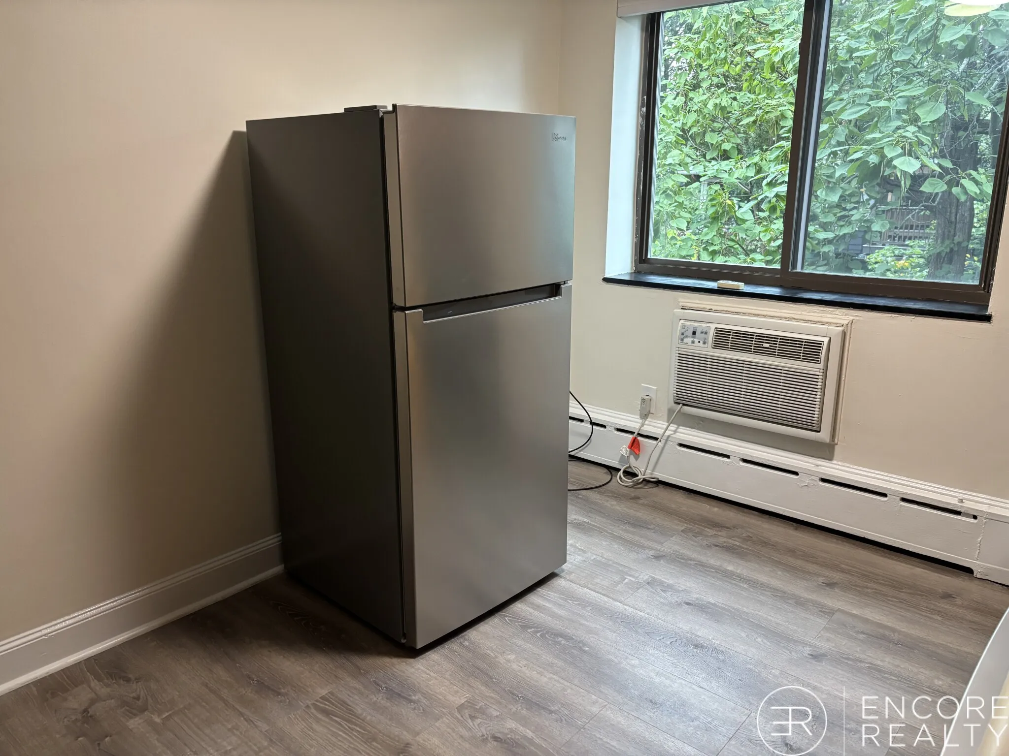 Studio bed, 1 bath apartment for rent at 15 Chester St Unit 33, North Cambridge — photo 3 of 14