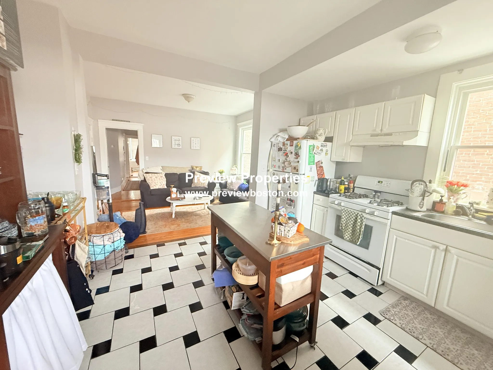 2 bed, 1 bath apartment for rent at 15 Chester St Unit 4, Brighton