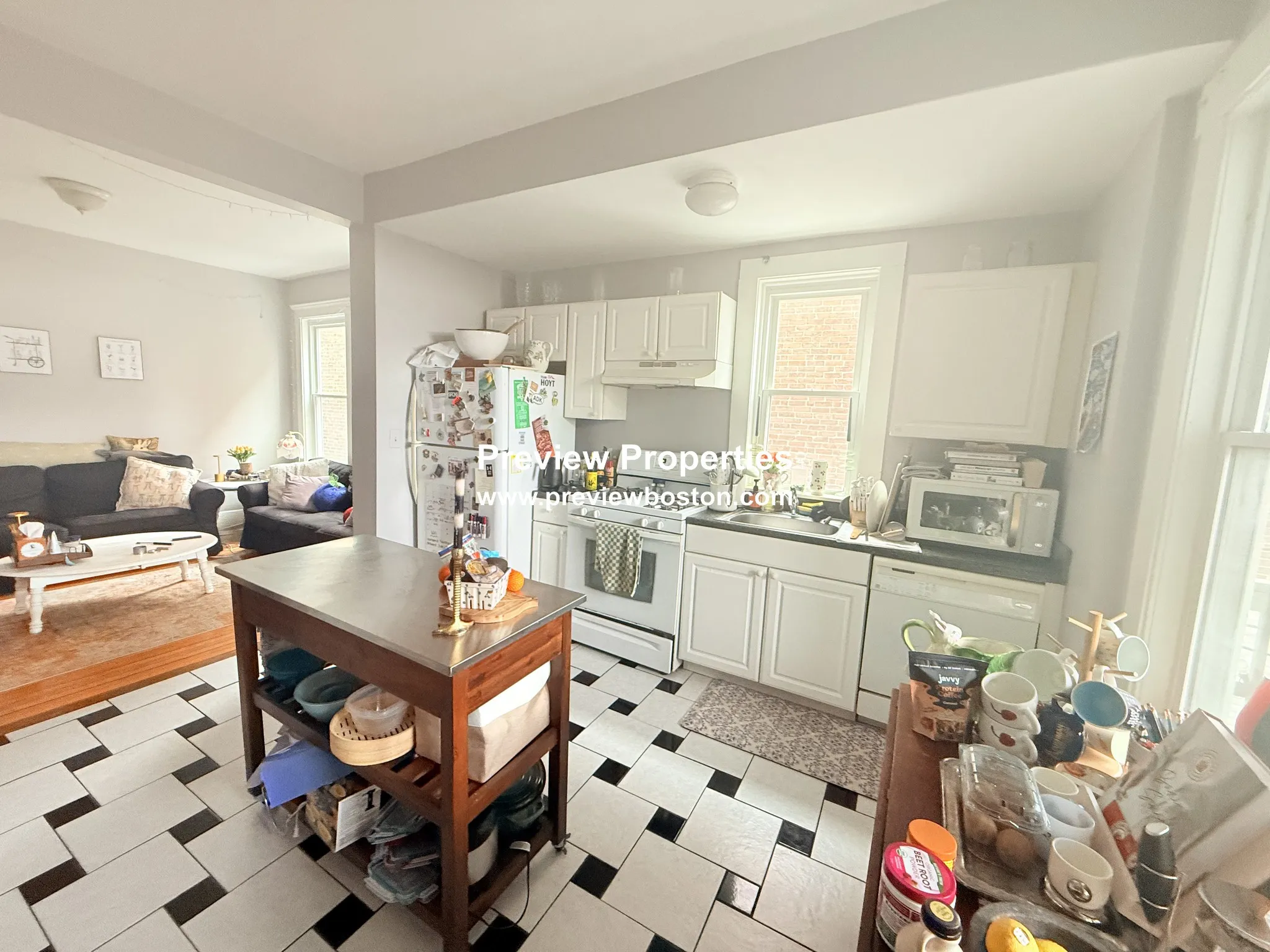 2 bed, 1 bath apartment for rent at 15 Chester St Unit 4, Brighton — photo 4 of 21