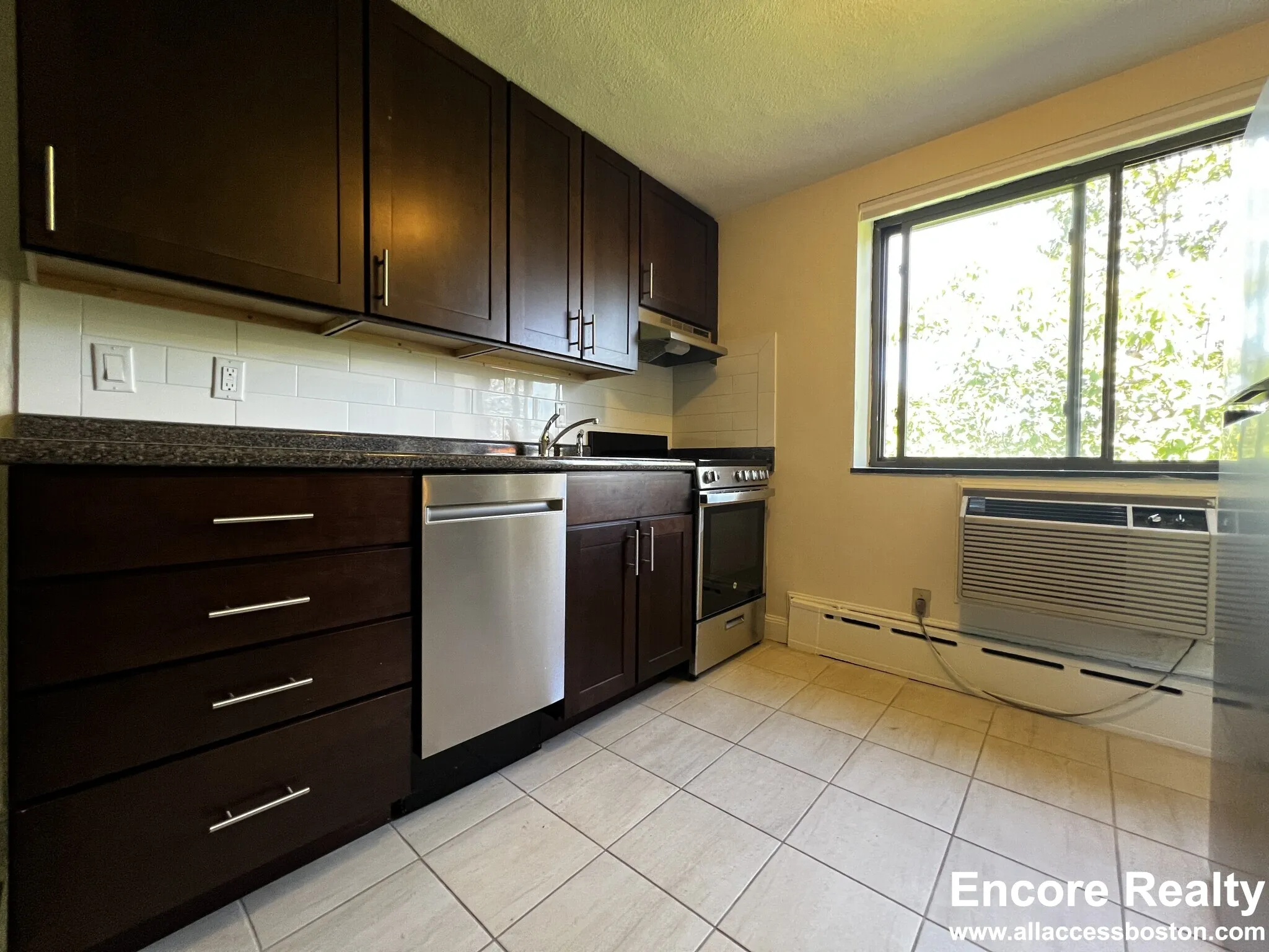 Studio bed, 1 bath apartment for rent at 15 Chester St Unit 45, North Cambridge — photo 3 of 8