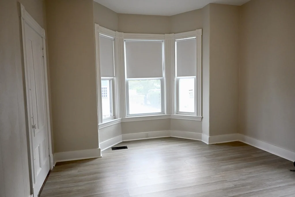1 bed, 1 bath apartment for rent at 15 Church Ave Unit 2, Woburn — photo 4 of 6