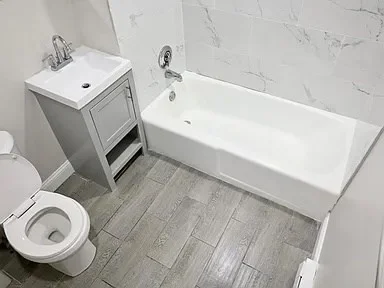 1 bed, 1 bath apartment for rent at 15 Church Ave Unit 2, Woburn — photo 5 of 6
