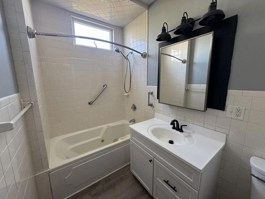 2 bed, 1 bath apartment for rent at 15 Clara St Unit 1, South End — photo 36 of 38