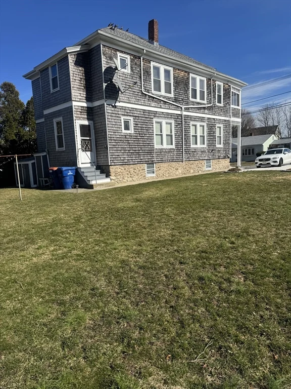 2 bed, 1 bath apartment for rent at 15 Clara St Unit 1, South End — photo 4 of 38