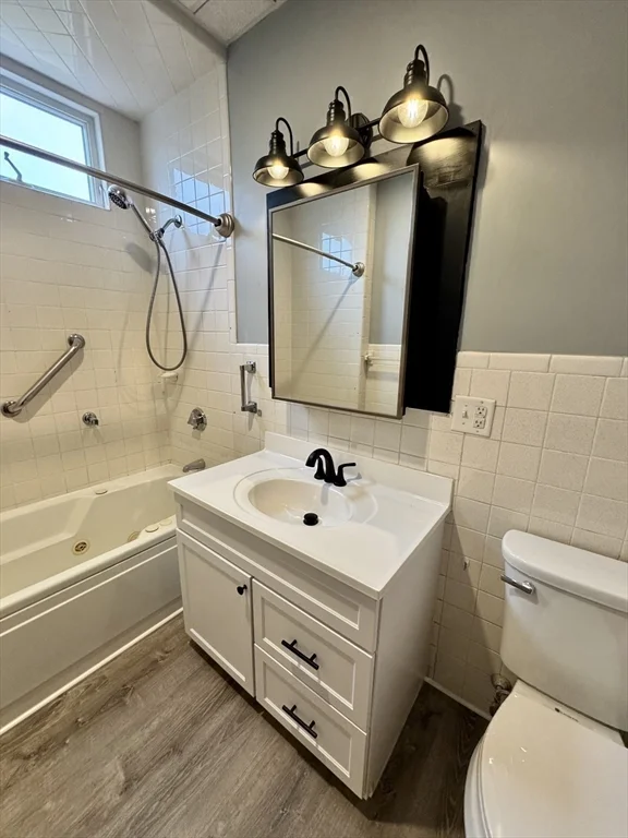2 bed, 1 bath apartment for rent at 15 Clara St Unit 1, South End — photo 20 of 38