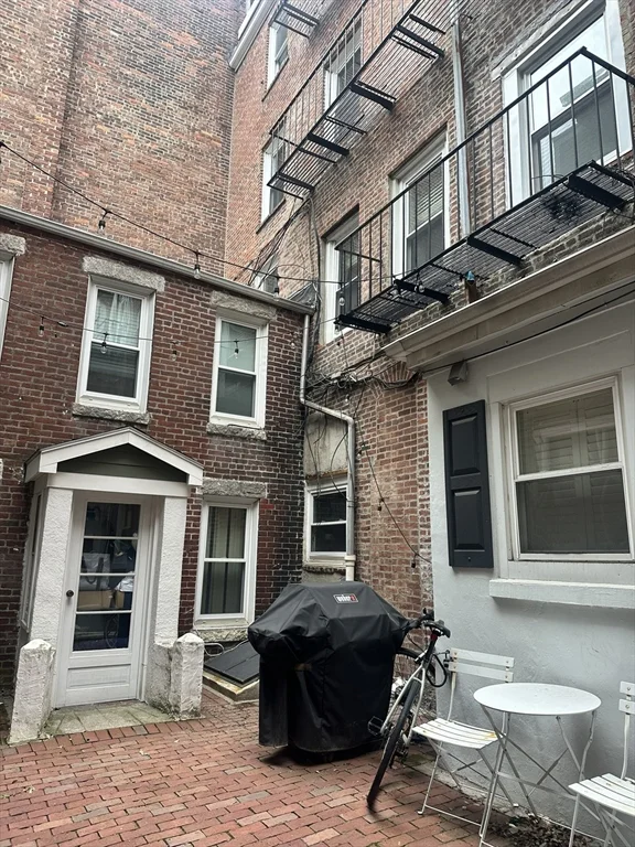 2 bed, 1 bath apartment for rent at 15 Clark Unit 3, North End — photo 7 of 8