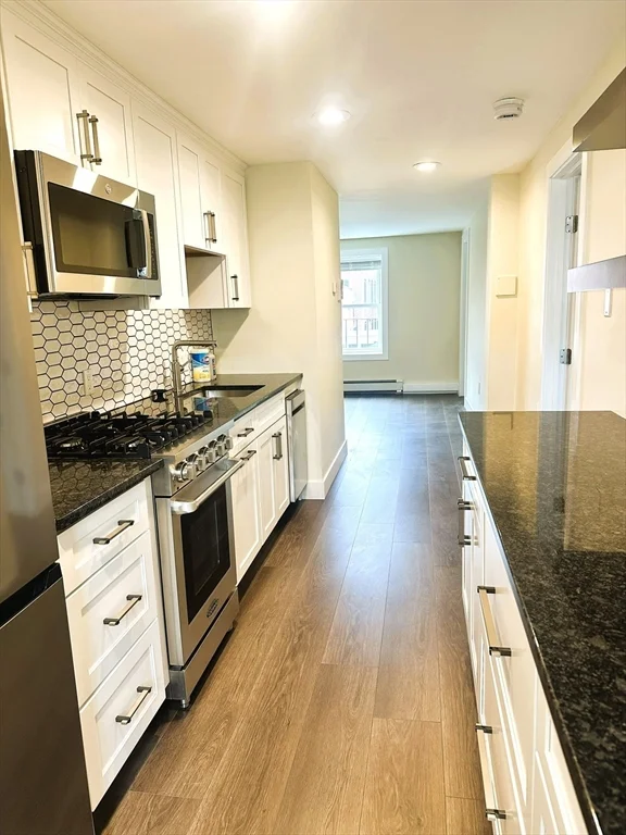 2 bed, 1 bath apartment for rent at 15 Clark Unit 3, North End — photo 2 of 8