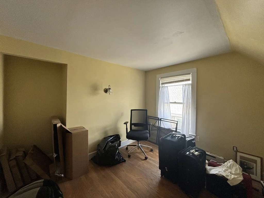 2 bed, 1 bath apartment for rent at 15 Clinton St Unit 1, Newton — photo 23 of 25