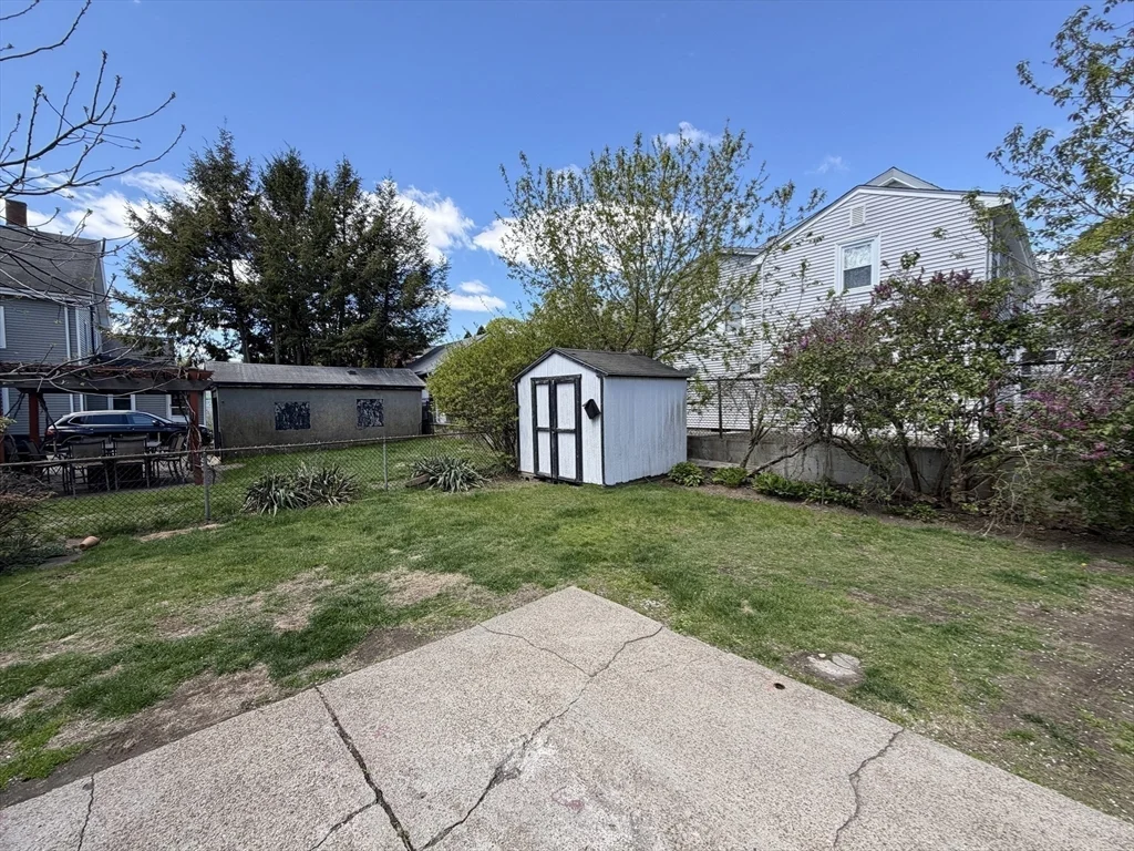 2 bed, 1 bath apartment for rent at 15 Clinton St Unit 1, Newton — photo 18 of 25