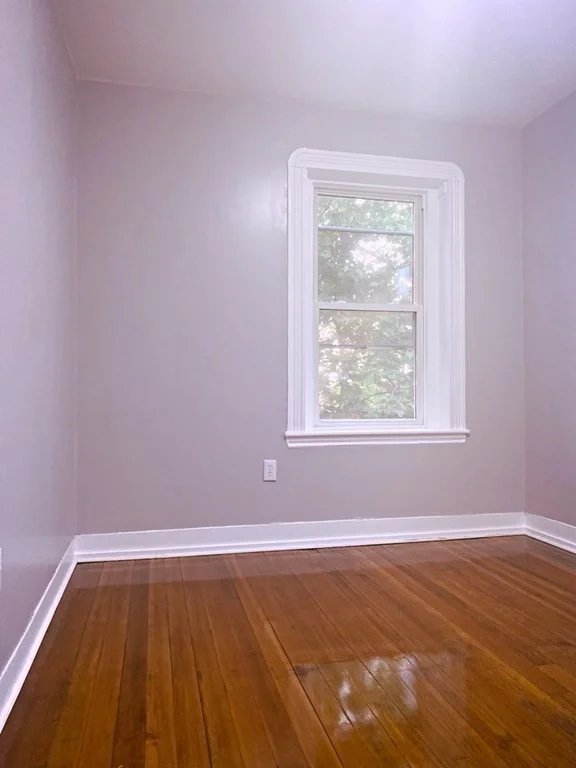 3 bed, 1 bath apartment for rent at 15 Codman Park Unit 1, Roxbury — photo 6 of 6