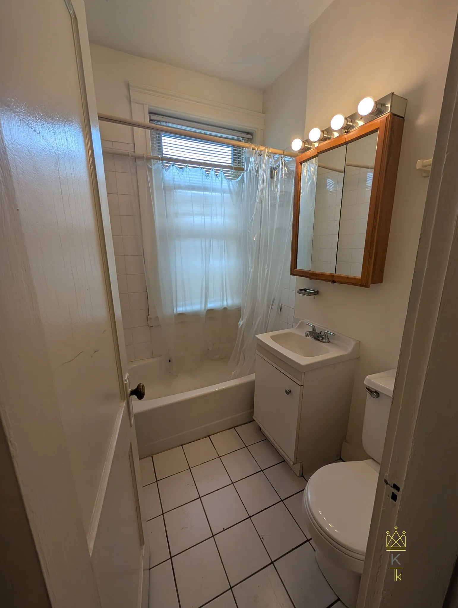 1 bed, 1 bath apartment for rent at 15 Colborne Rd Unit 12, Brighton — photo 8 of 11
