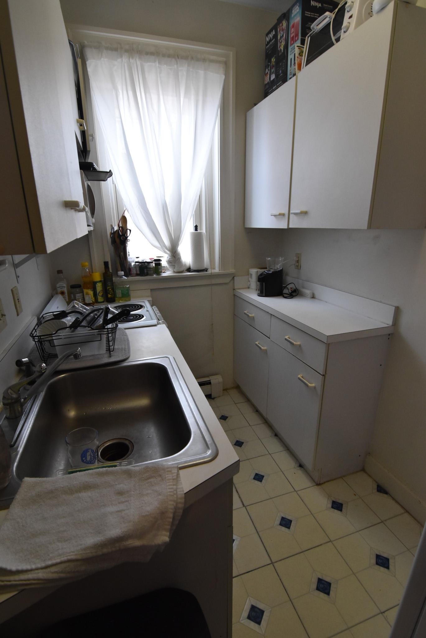 1 bed, 1 bath apartment for rent at 15 Colborne Rd Unit 16, Brighton — photo 8 of 14
