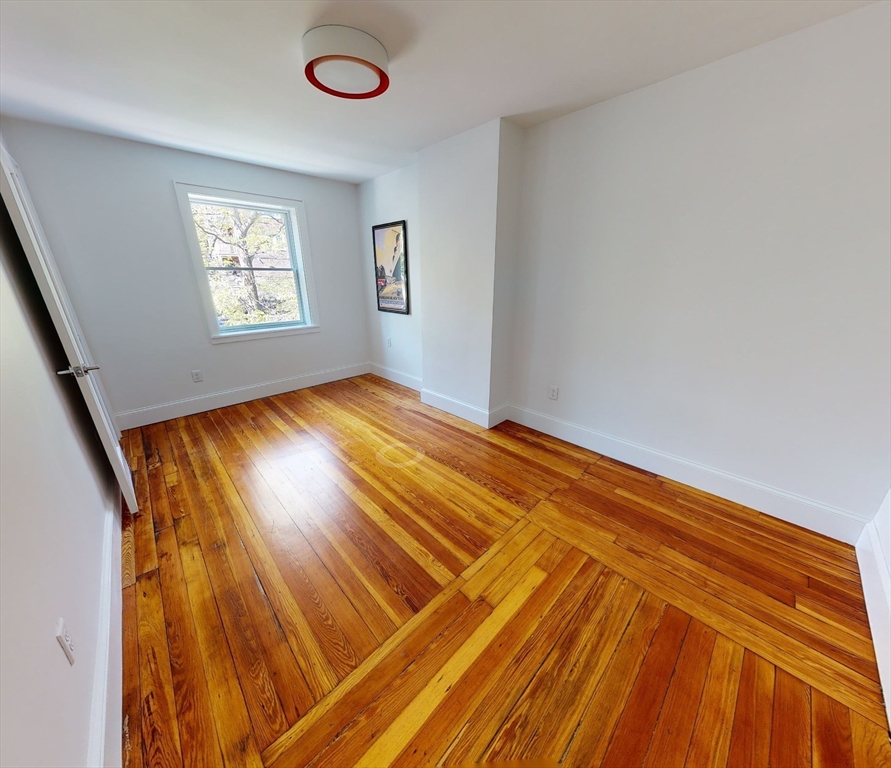 2 bed, 1 bath apartment for rent at 15 Colbourne Crescent Unit 3, Brookline — photo 13 of 20