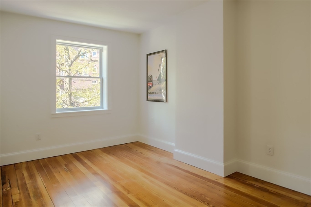 2 bed, 1 bath apartment for rent at 15 Colbourne Crescent Unit 3, Brookline — photo 12 of 20