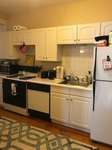 2 bed, 1 bath apartment for rent at 15 Colliston Rd Unit 4, Brighton — photo 9 of 15