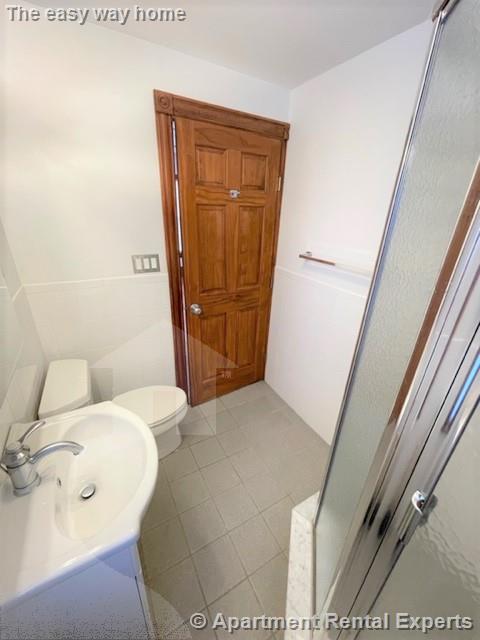 2 bed, 2 bath apartment for rent at 15 Conwell St Unit 2, Davis Square — photo 8 of 21