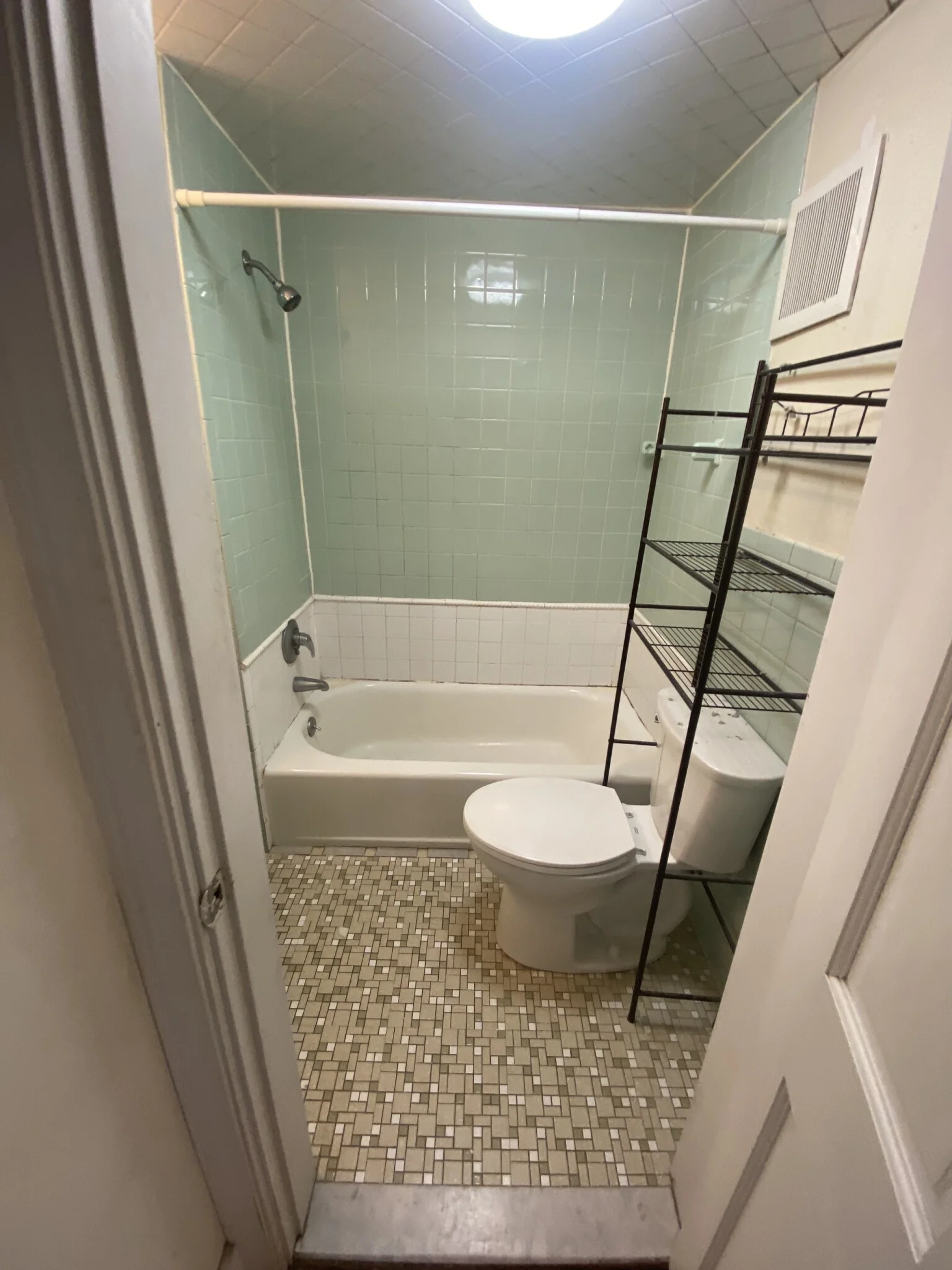 2 bed, 1 bath apartment for rent at 15 Cooper St Unit 2, North End — photo 14 of 14