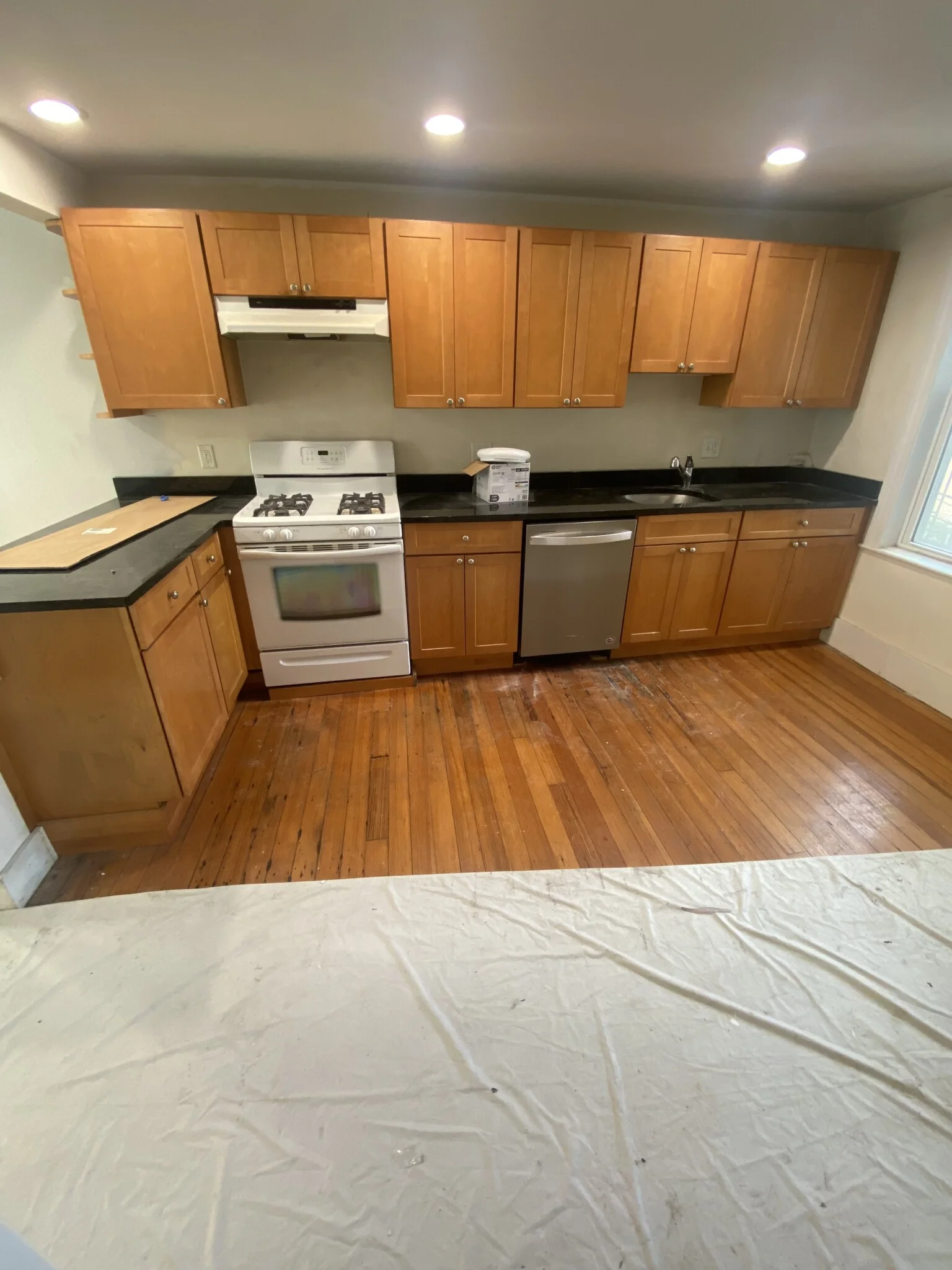 2 bed, 1 bath apartment for rent at 15 Cooper St Unit 2, North End — photo 13 of 14