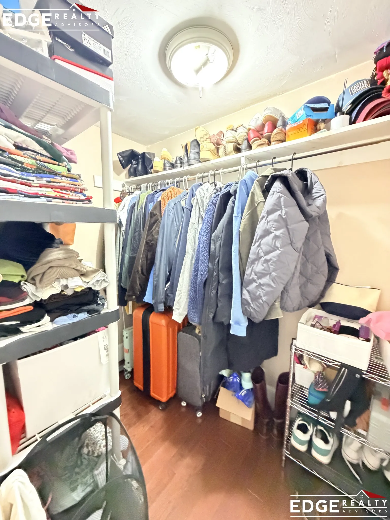 4 bed, 1 bath apartment for rent at 15 Cottage St Unit 2, South Boston — photo 8 of 11