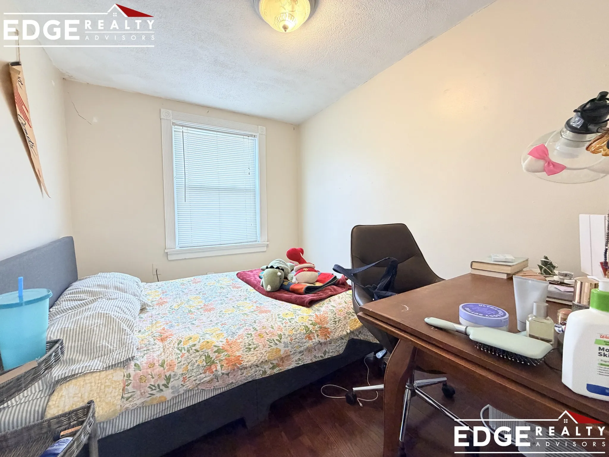 4 bed, 1 bath apartment for rent at 15 Cottage St Unit 2, South Boston — photo 7 of 11