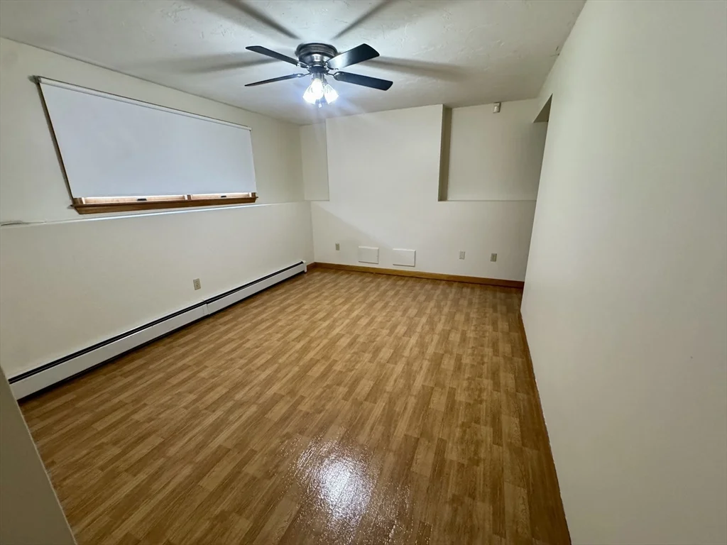 4 bed, 1 bath apartment for rent at 15 Curlew St Unit single, West Roxbury — photo 26 of 39