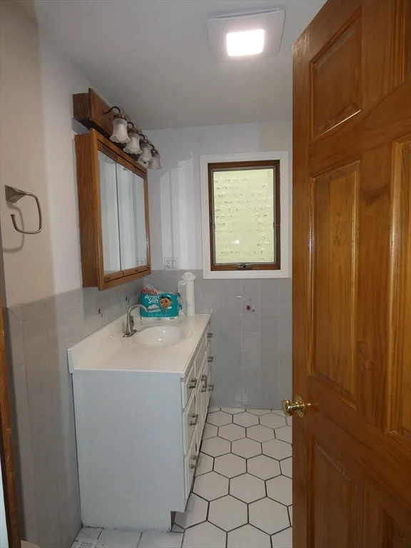 2 bed, 1 bath apartment for rent at 15 Cypress Unit A, Spring Hill — photo 12 of 13