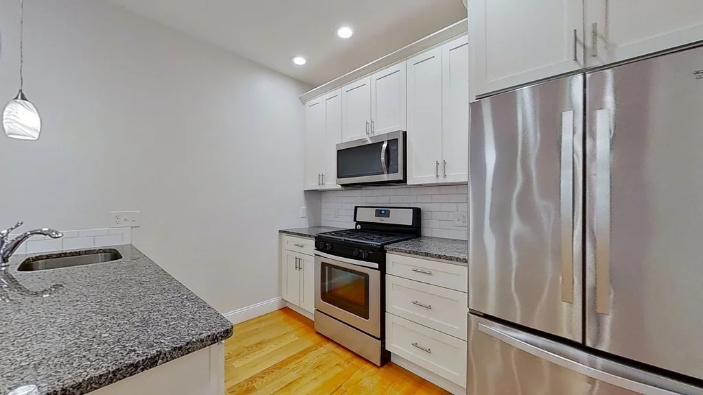 2 bed, 2 bath apartment for rent at 15 Dana Ave Unit 5, Hyde Park — photo 2 of 9