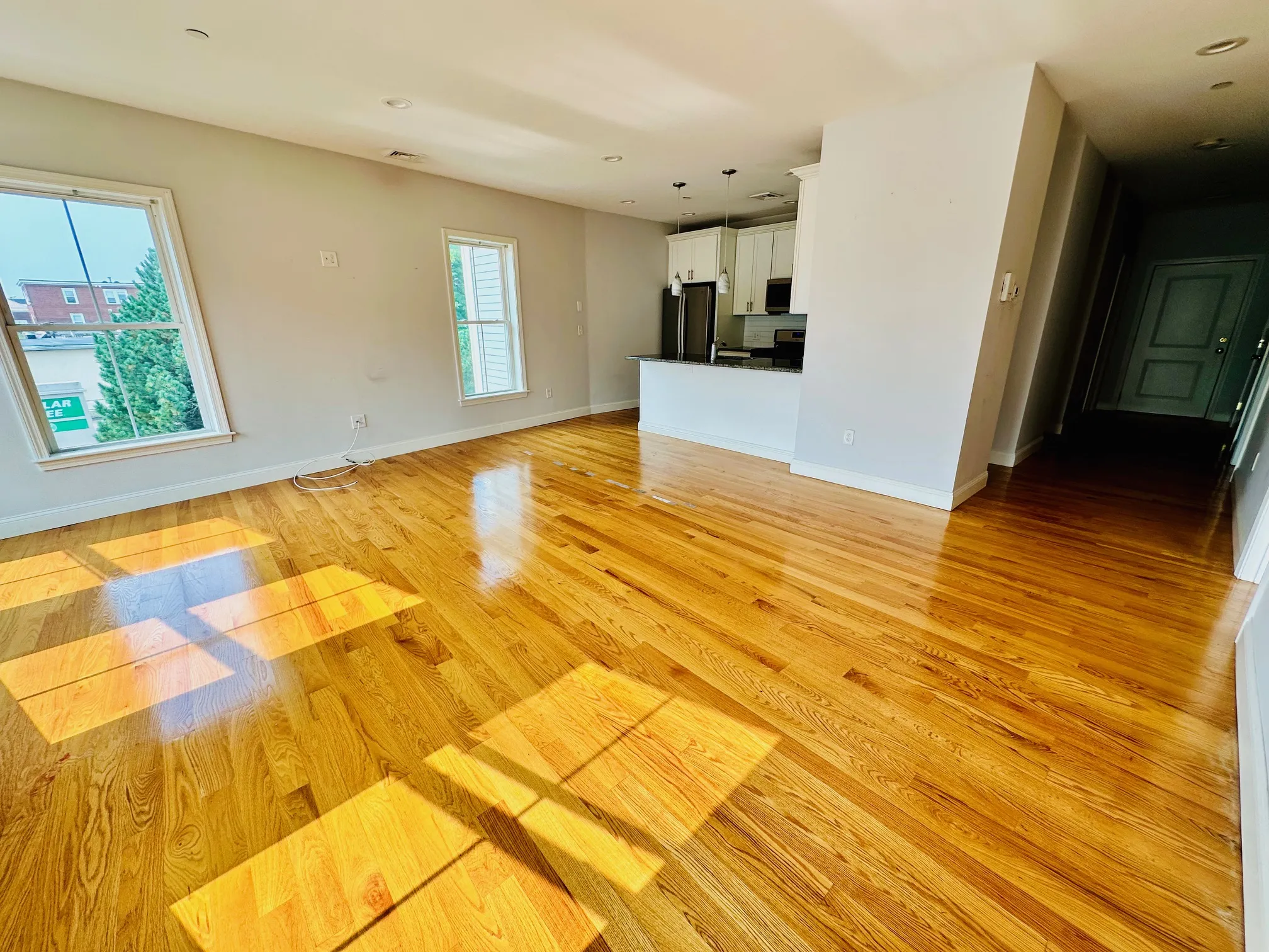 2.5 bed, 2 bath apartment for rent at 15 Dana Ave Unit 6, Hyde Park — photo 4 of 17