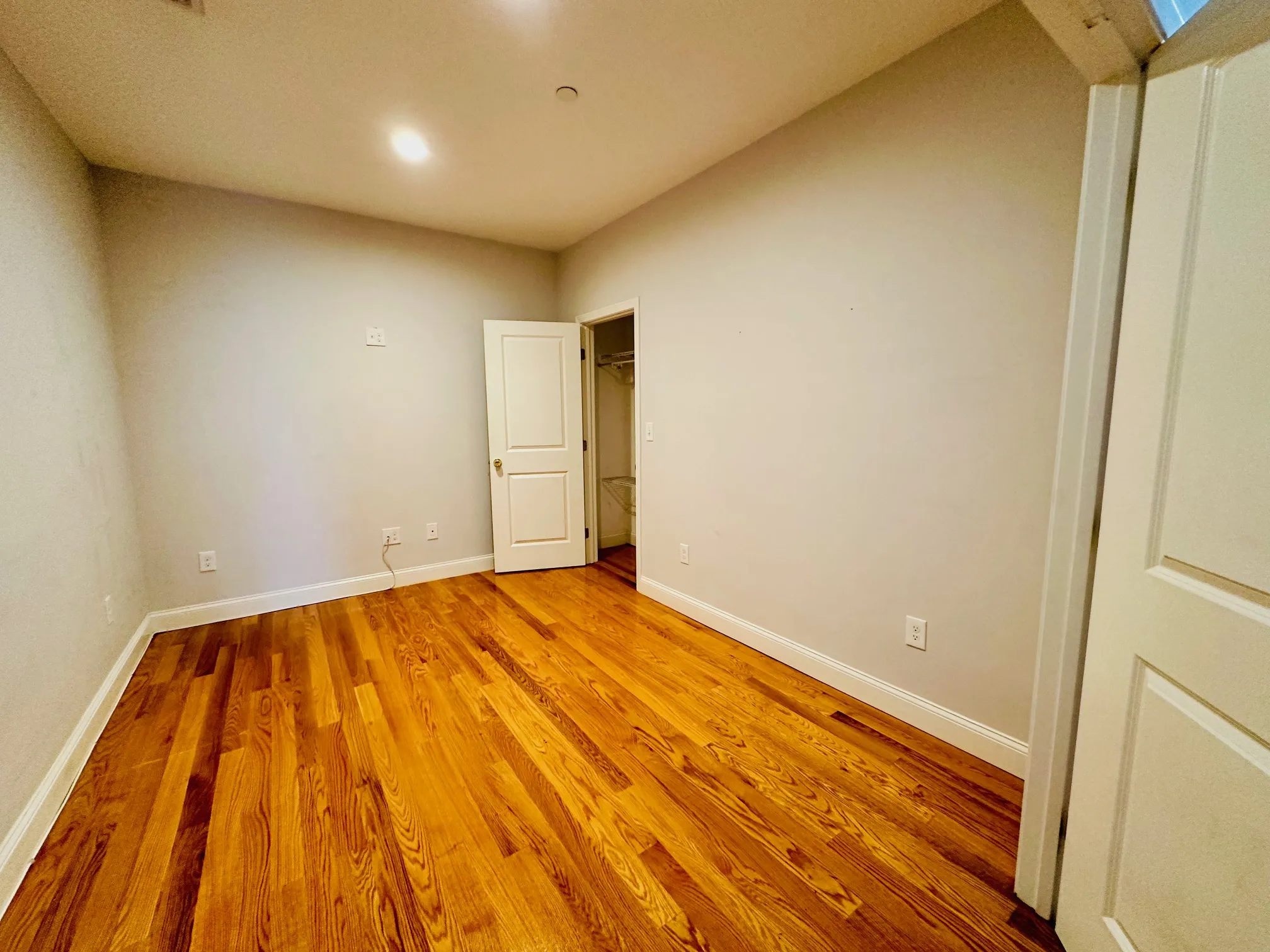 2.5 bed, 2 bath apartment for rent at 15 Dana Ave Unit 6, Hyde Park — photo 12 of 17