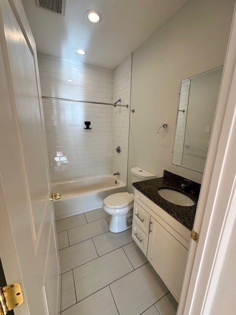 2 bed, 2 bath apartment for rent at 15 Dana Ave Unit 7, Boston — photo 9 of 17