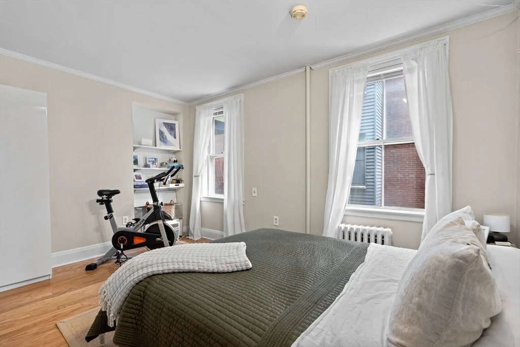 1 bed, 1 bath apartment for rent at 15 Dartmouth St Unit A, South End — photo 10 of 13