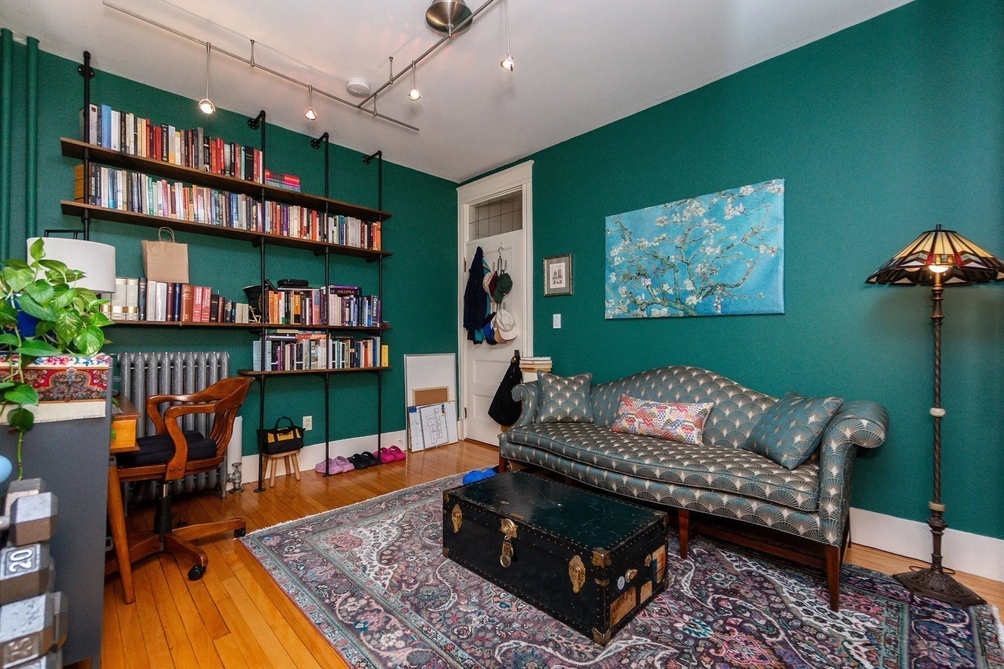 3 bed, 2 bath apartment for rent at 15 Day St Unit 2, North Cambridge — photo 4 of 14