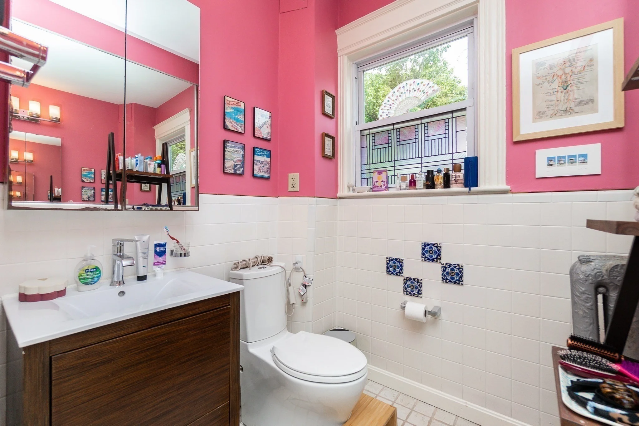 3 bed, 2 bath apartment for rent at 15 Day St Unit 2, North Cambridge — photo 11 of 14
