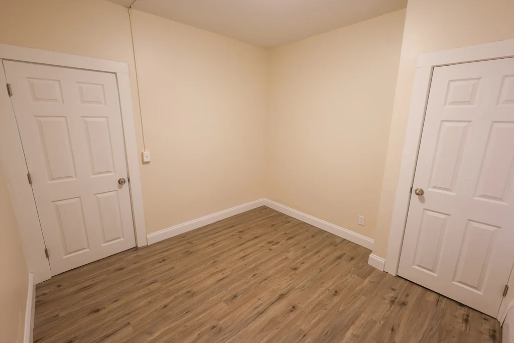 3 bed, 1 bath apartment for rent at 15 Delle Ave Unit 1, Mission Hill — photo 13 of 23