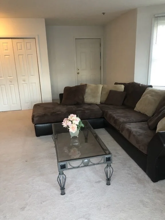 2 bed, 2 bath apartment for rent at 15 Des Moines Unit 202, Quincy — photo 4 of 16
