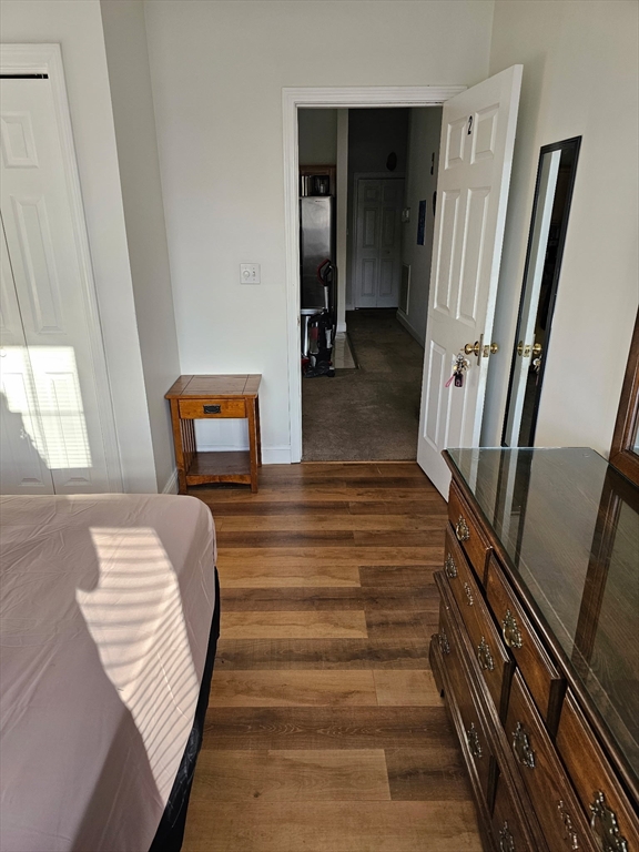 1 bed, 1 bath apartment for rent at 15 Des Moines Unit 401, Quincy — photo 5 of 7