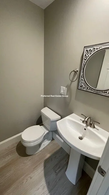 4 bed, 1 bath apartment for rent at 15 Dix St Unit 2, Dorchester — photo 13 of 14