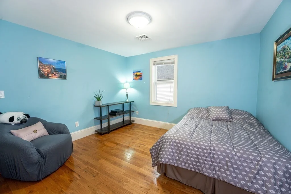 3 bed, 2 bath apartment for rent at 15 Downer Ct Unit 15, Dorchester — photo 14 of 20