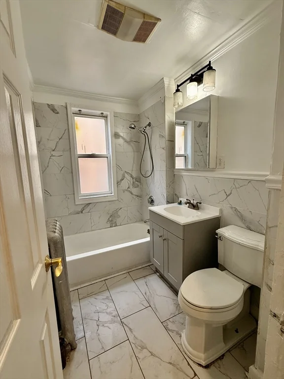 3 bed, 1 bath apartment for rent at 15 Dunlap St Unit 1, Dorchester — photo 2 of 8
