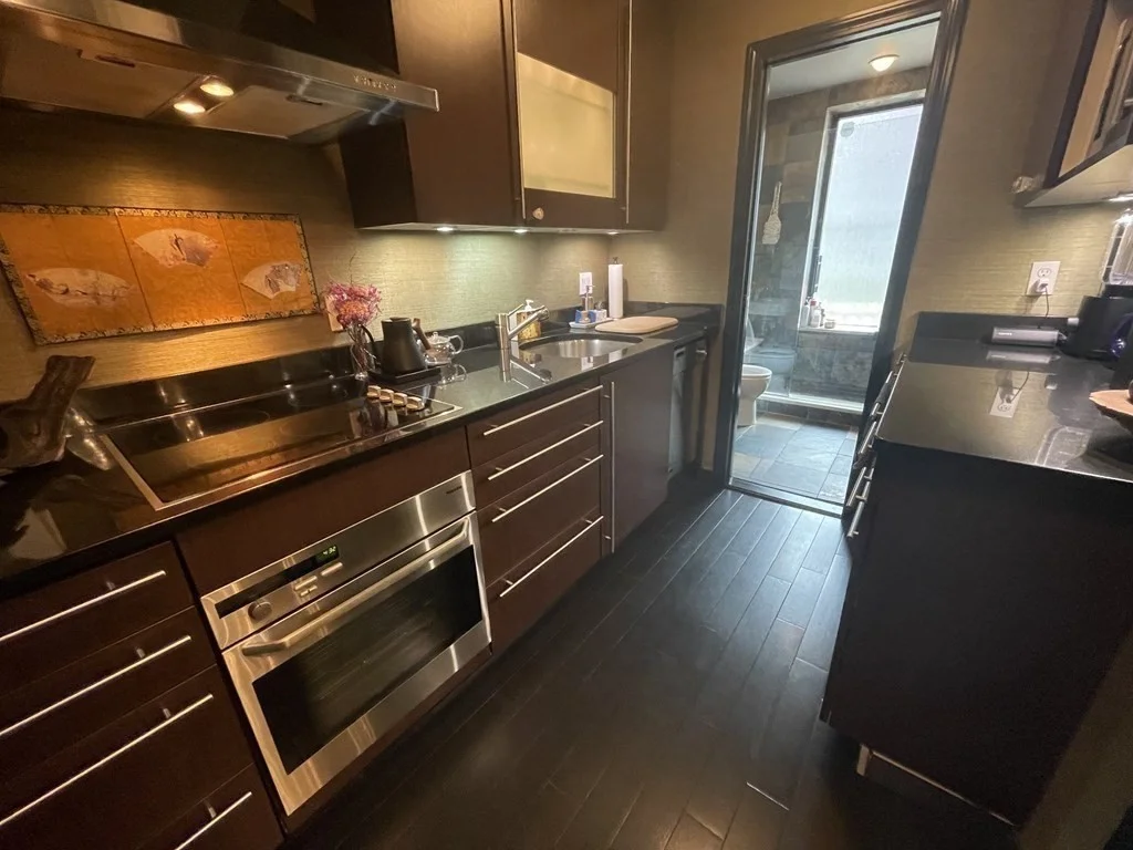 1 bed, 1 bath apartment for rent at 15 E Springfield Unit 2, South End — photo 11 of 14