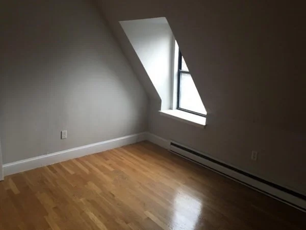2 bed, 1 bath apartment for rent at 15 East Springfield St Unit 5, Boston — photo 6 of 9