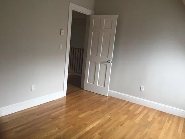 2 bed, 1 bath apartment for rent at 15 East Springfield St Unit 5, Boston — photo 5 of 9