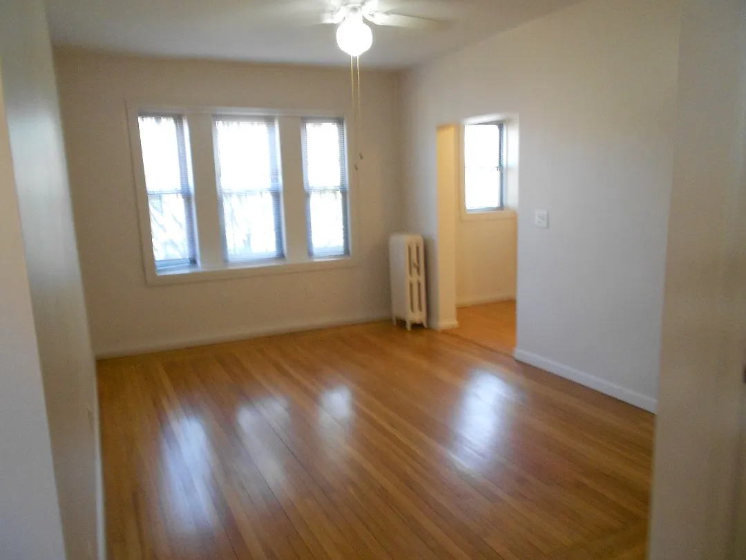 1 bed, 1 bath apartment for rent at 15 Edgerly Rd Unit 13, Fenway