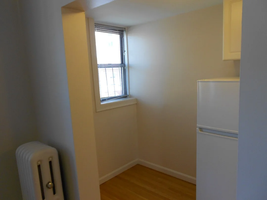 1 bed, 1 bath apartment for rent at 15 Edgerly Rd Unit 13, Fenway — photo 7 of 7