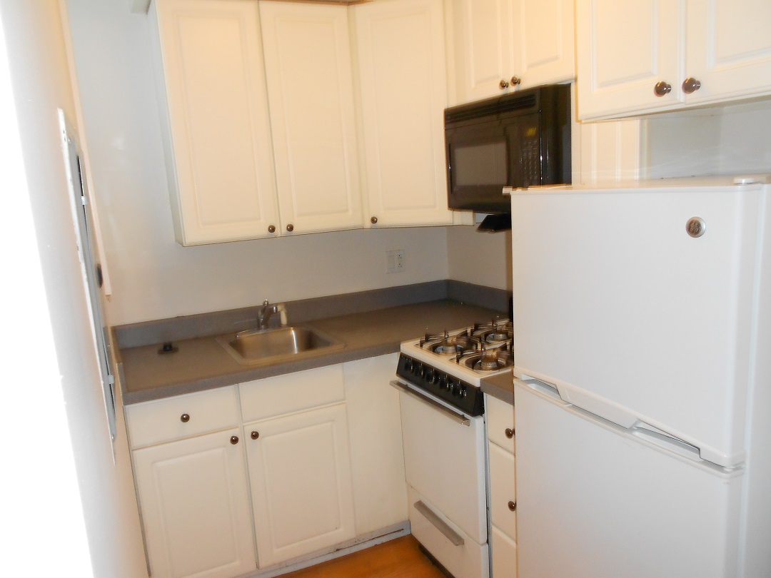 1 bed, 1 bath apartment for rent at 15 Edgerly Rd Unit 28, Fenway — photo 1 of 7