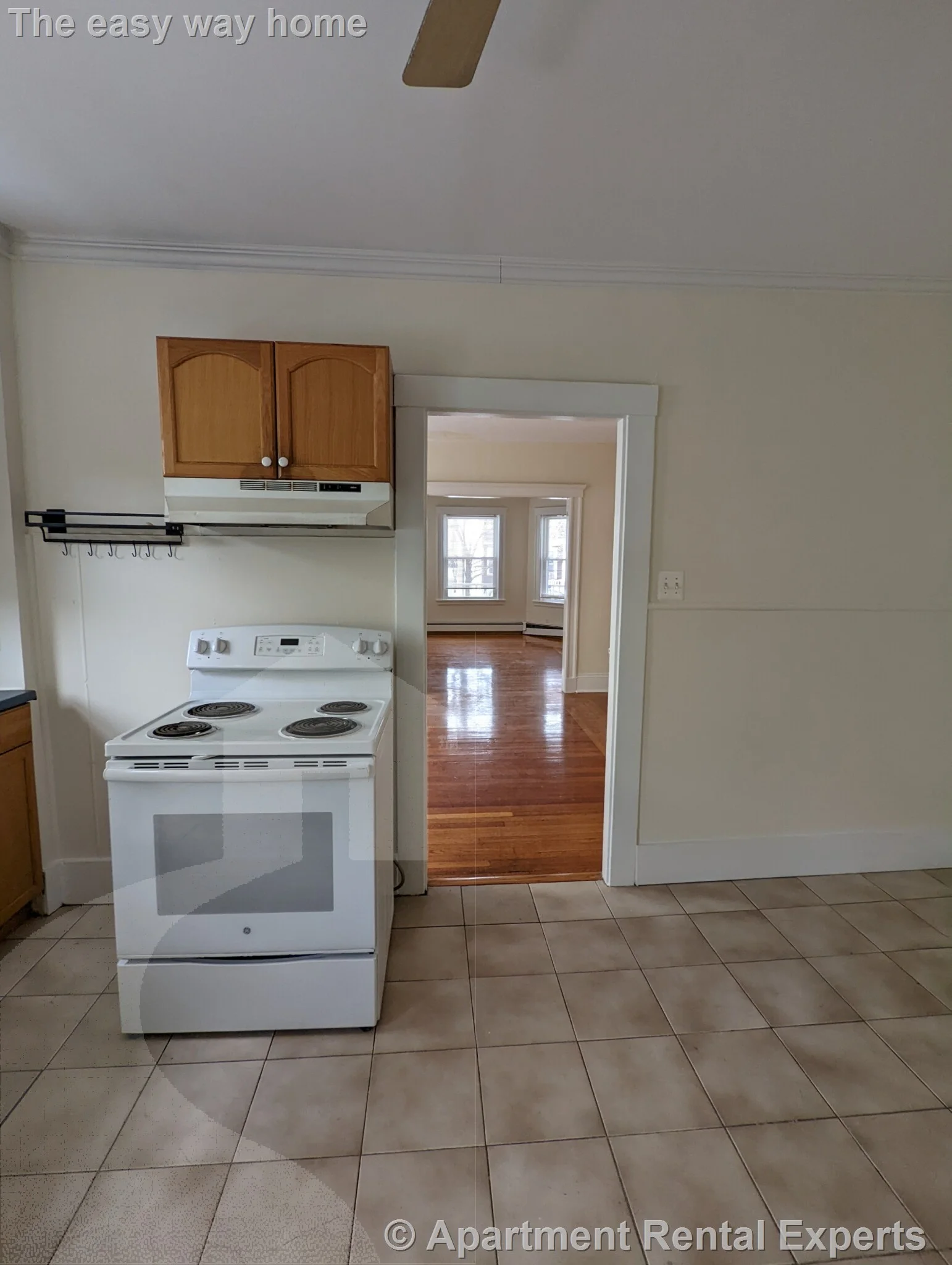 4 bed, 2 bath apartment for rent at 15 Egerton Rd Unit 1, East Arlington — photo 4 of 21