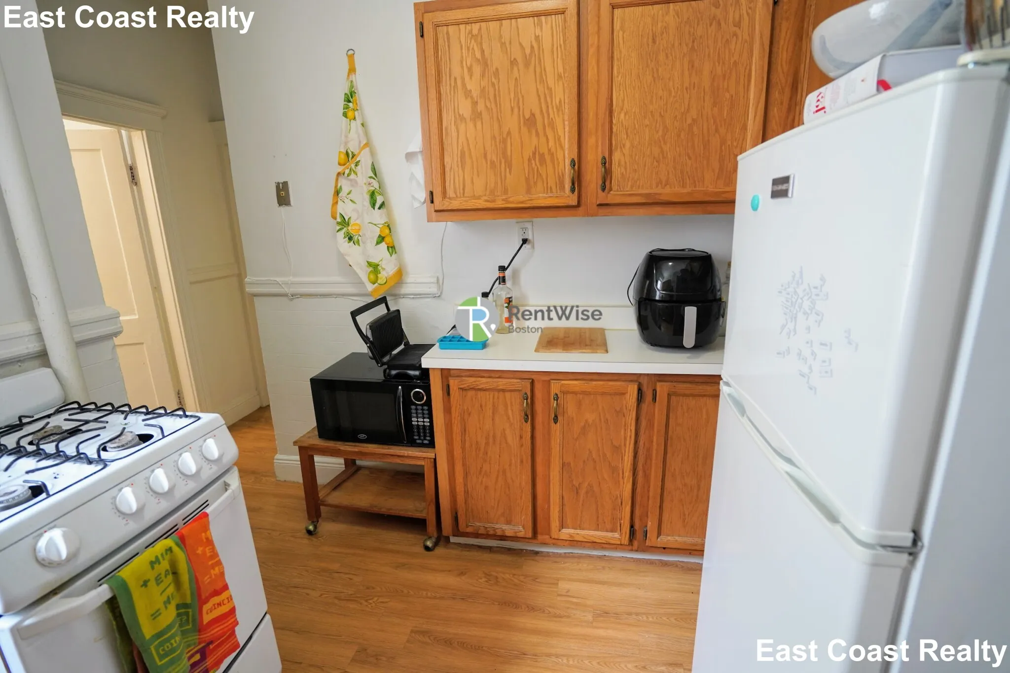 2 bed, 1 bath apartment for rent at 15 Egremont Rd Unit 5, Brighton — photo 5 of 14
